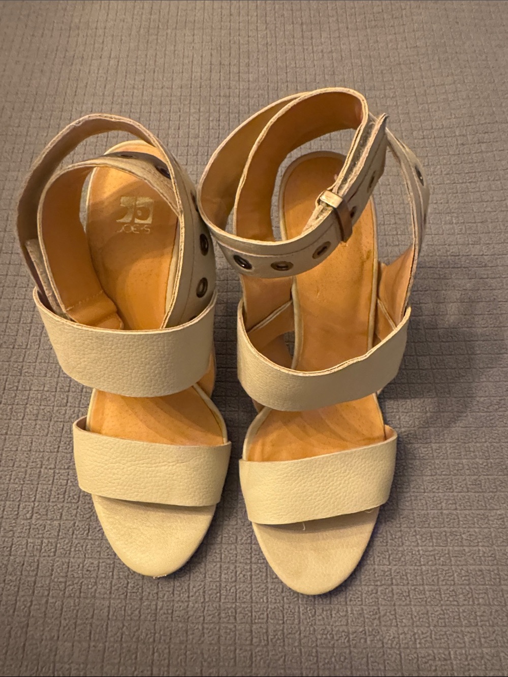 Joe's Jeans Cream Strappy Women's Sandals